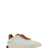 Tweener Sneakers