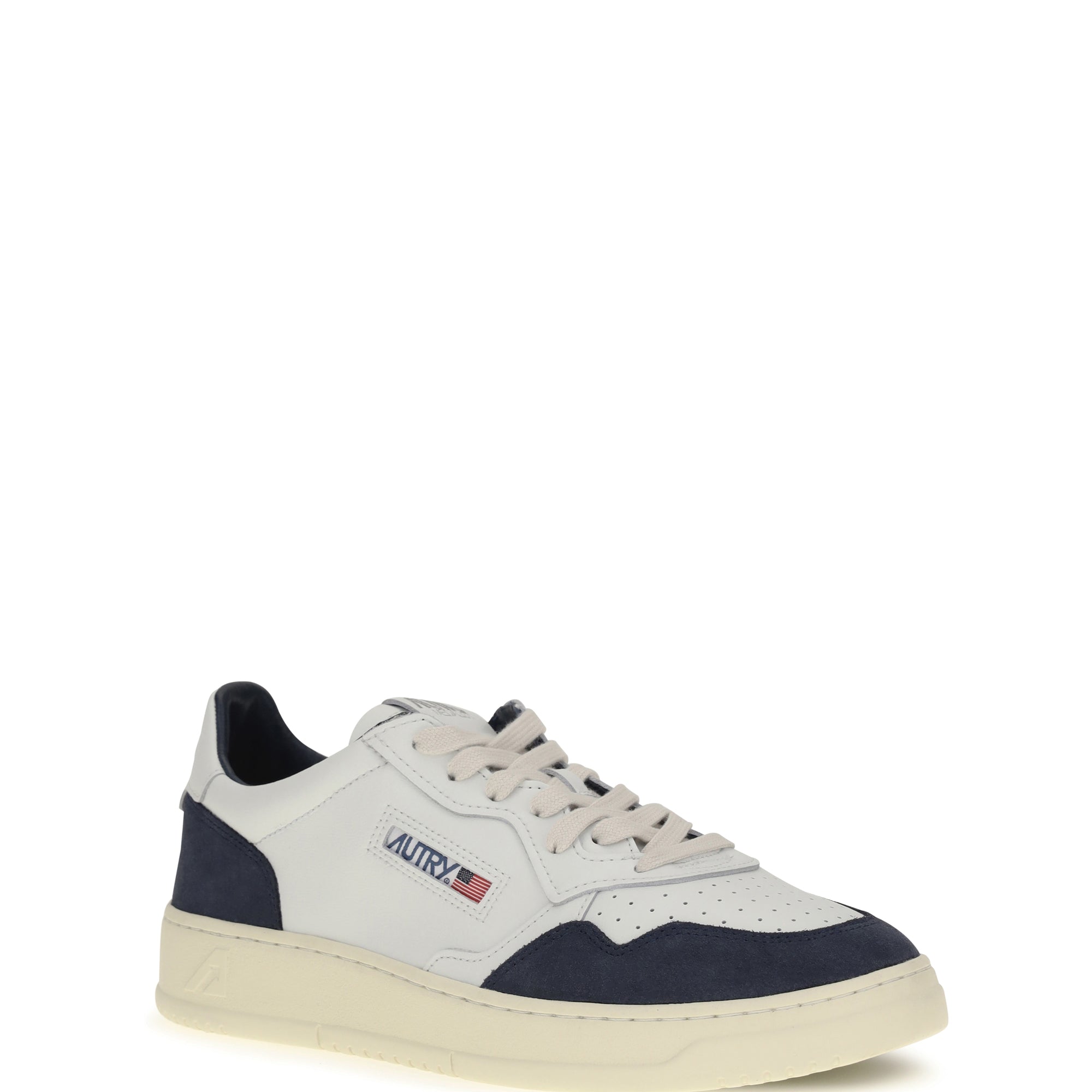 Medalist Low Sneakers