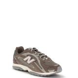 204L Sneakers