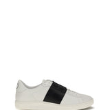 Open Sneakers