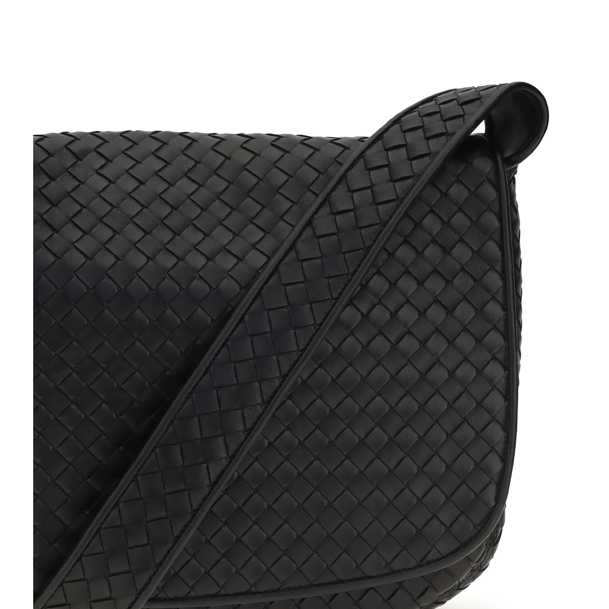 Veneto large Shoulder Bag