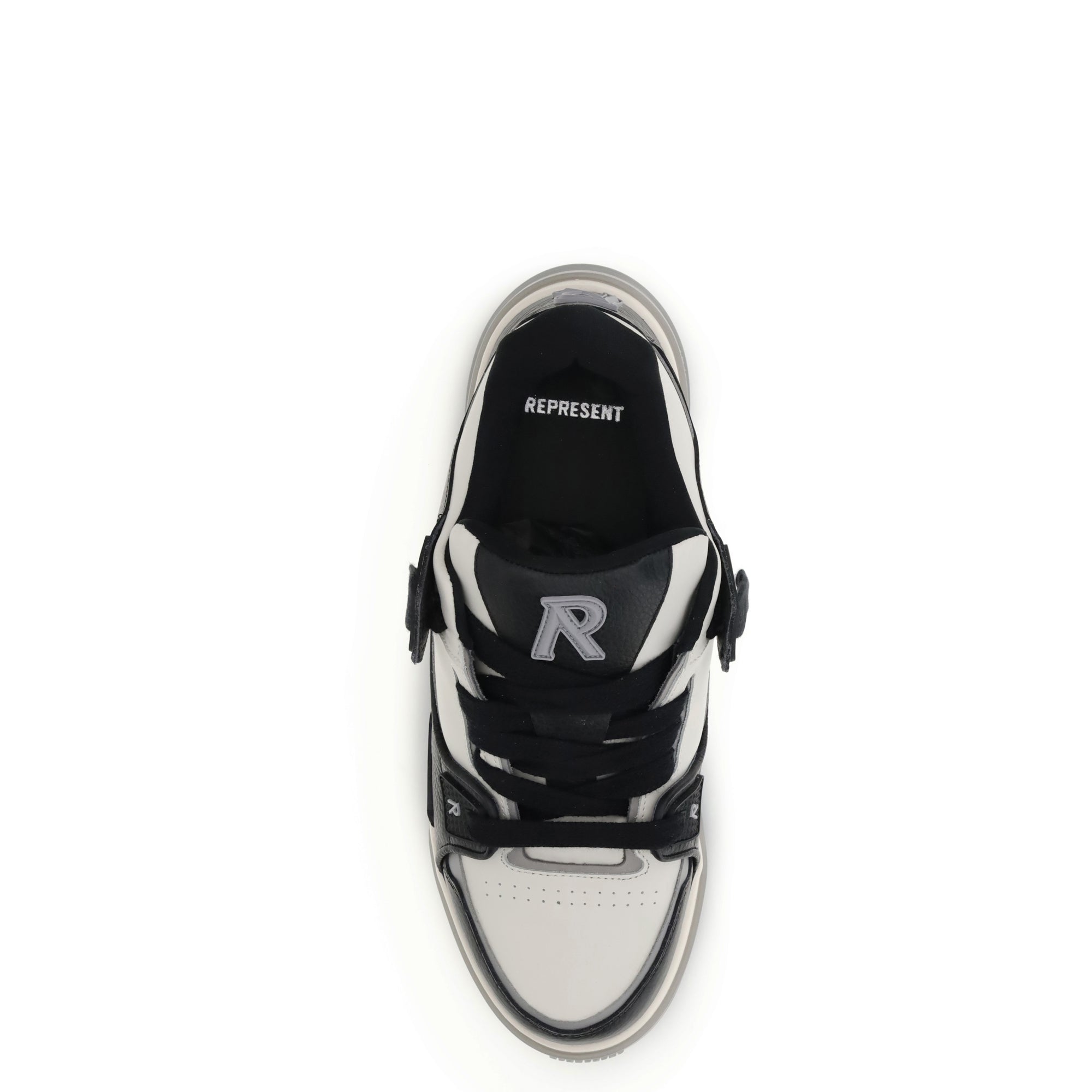 Studio Sneakers