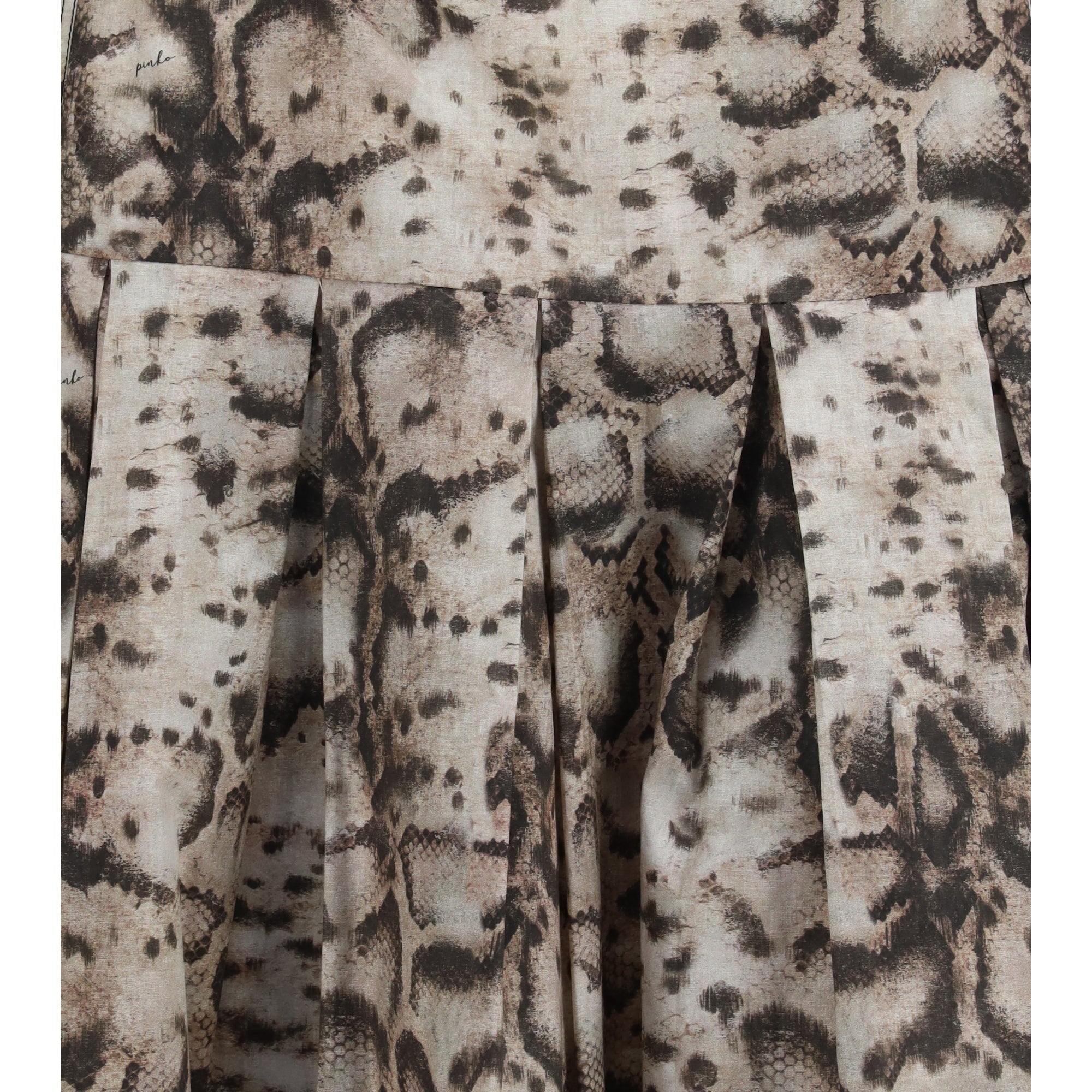 Cut-out short Dress