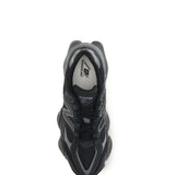 9060 Sneakers