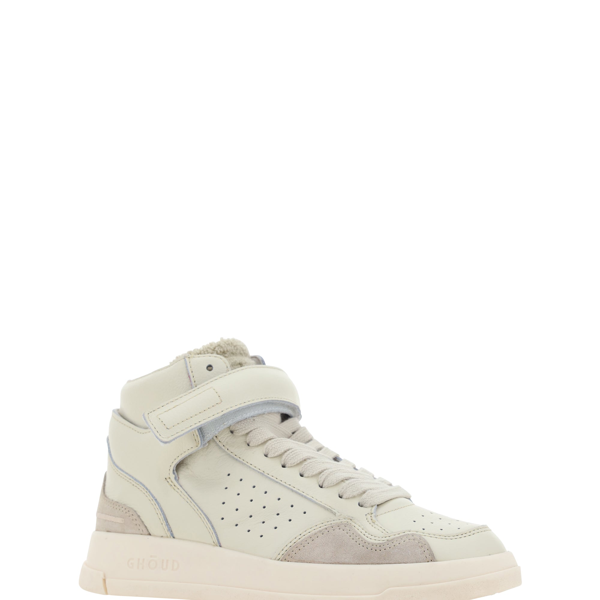 Tweener Sneakers