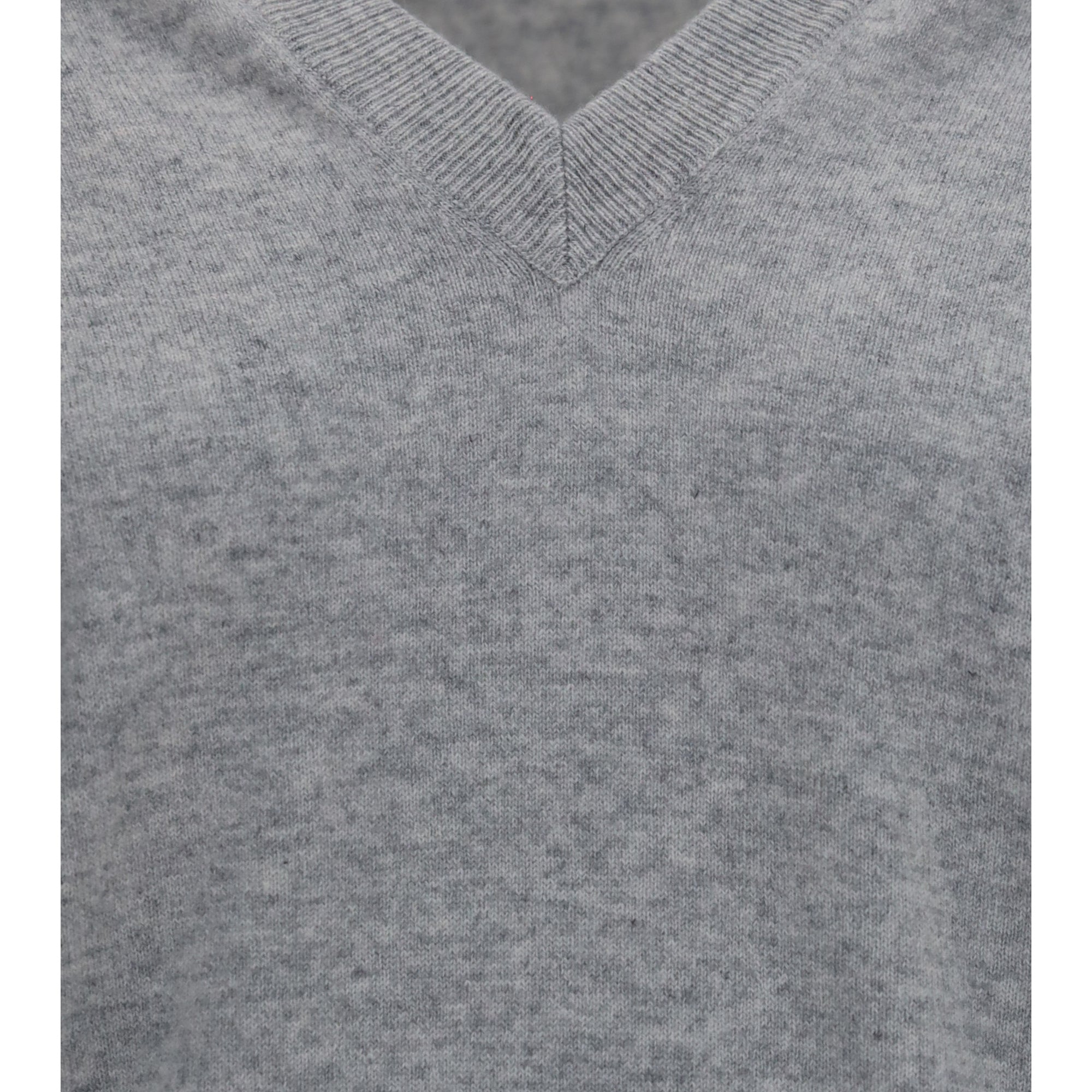 V-neck cashmere Sweater