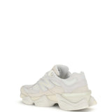 9060 Sneakers
