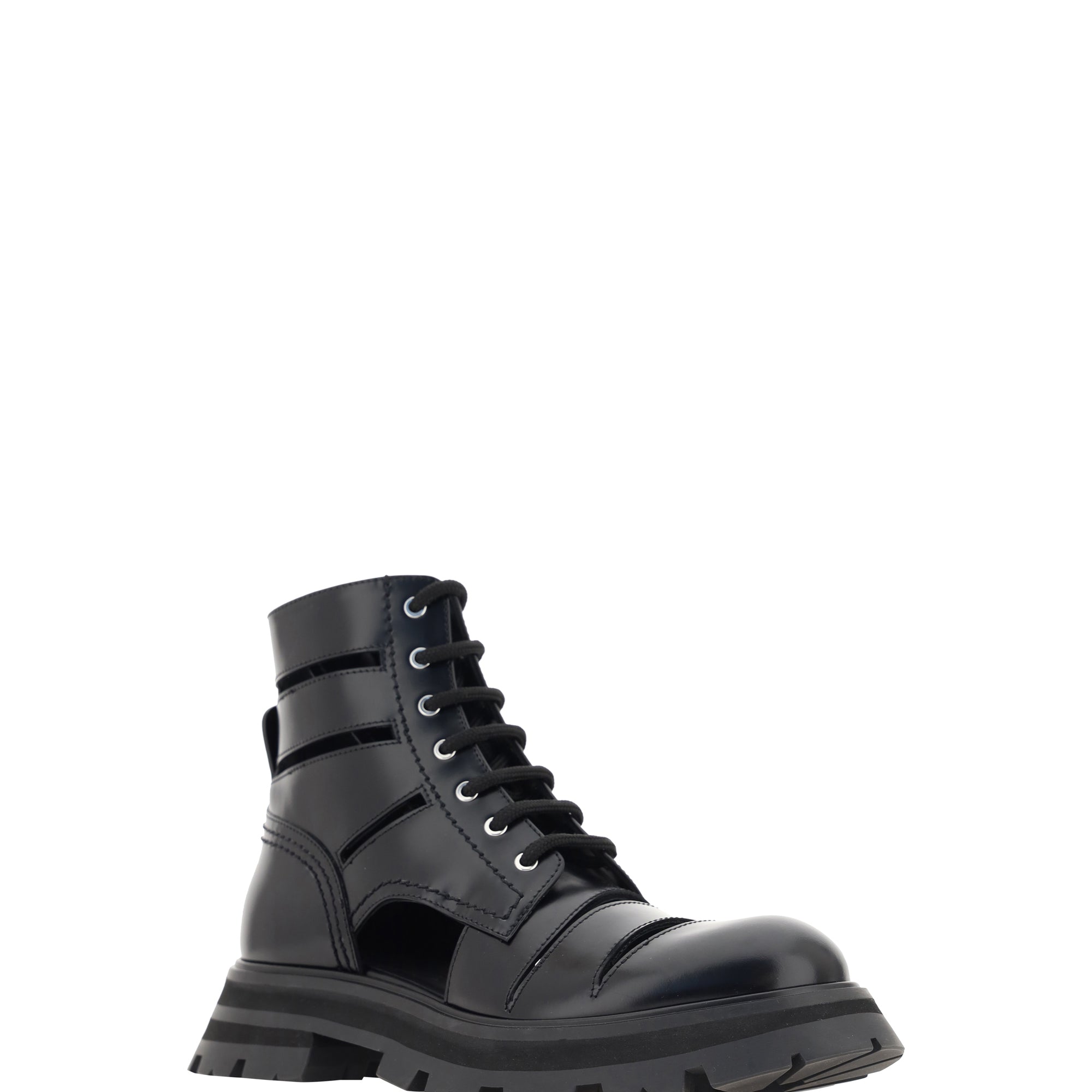 Wander Combat Boots