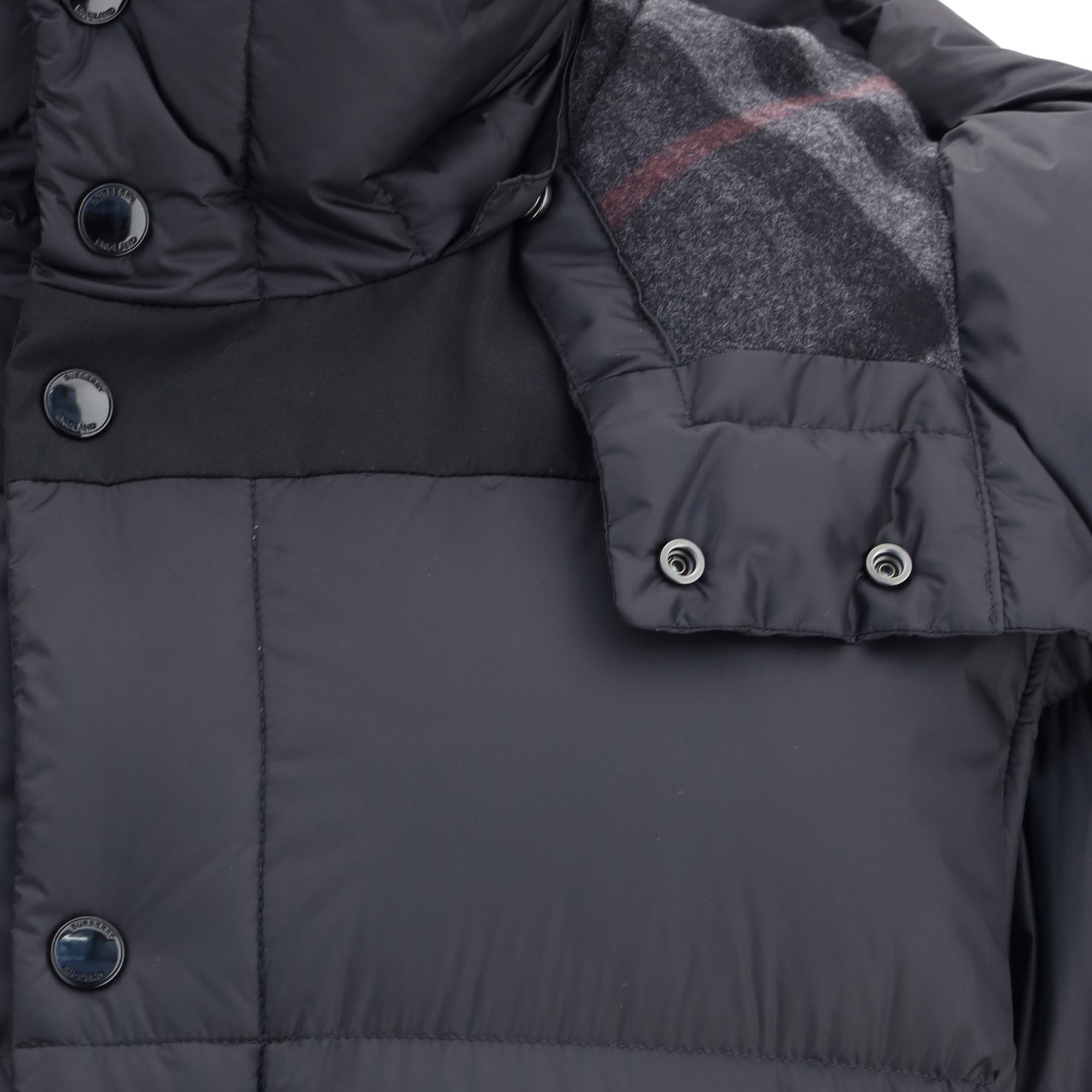 Down Jacket with detachable sleeves