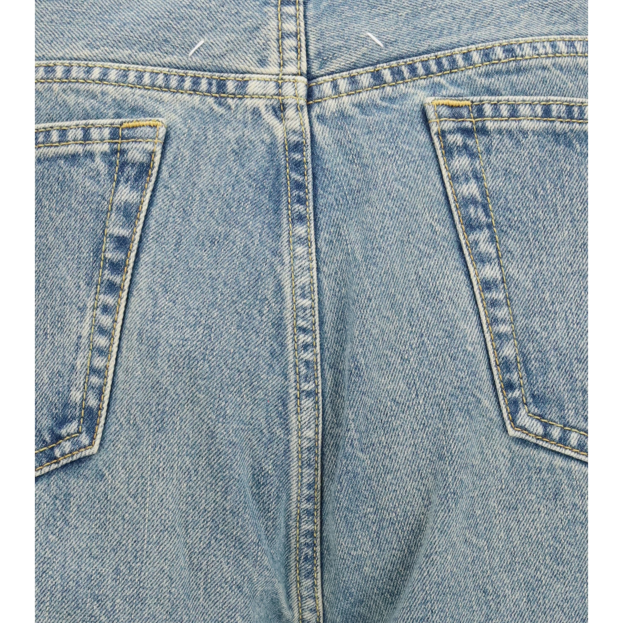 Belt-loop Jeans