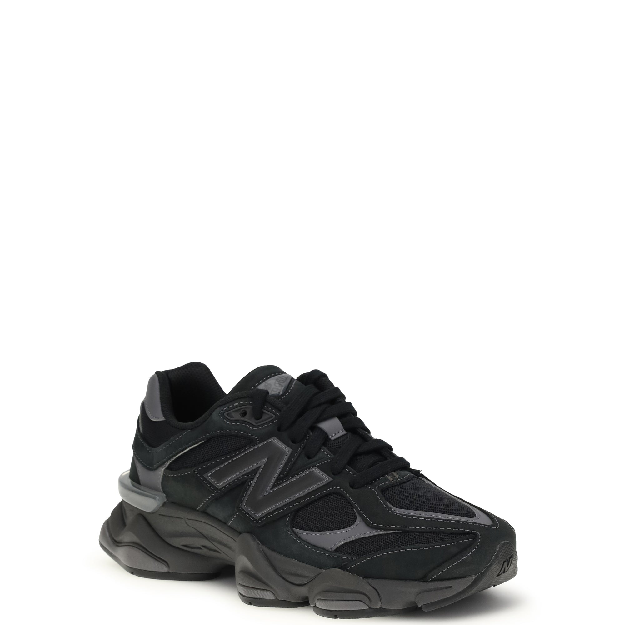 9060 Sneakers