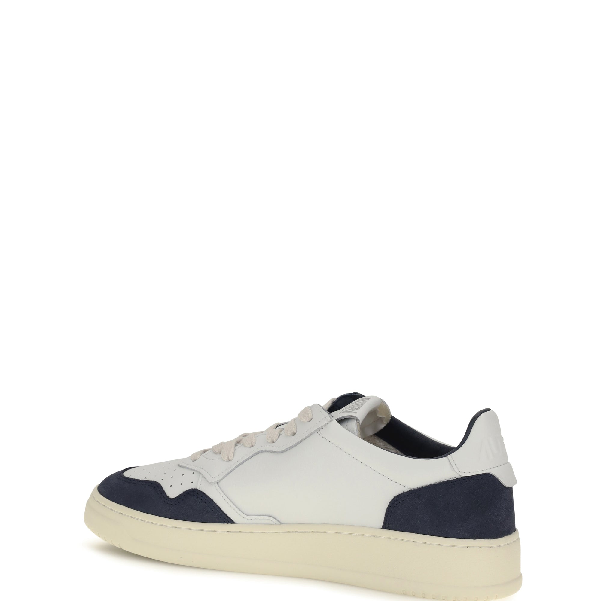 Medalist Low Sneakers